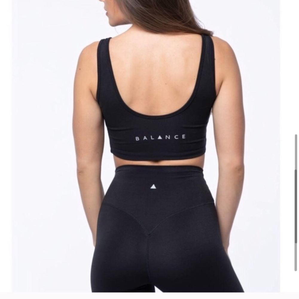 Balance Athletica: The OG Top - Dire Wolf - Large